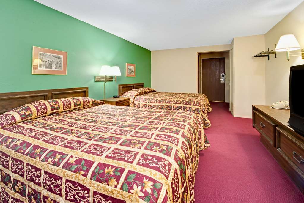 Super 8 By Wyndham Shelbyville Zimmer foto