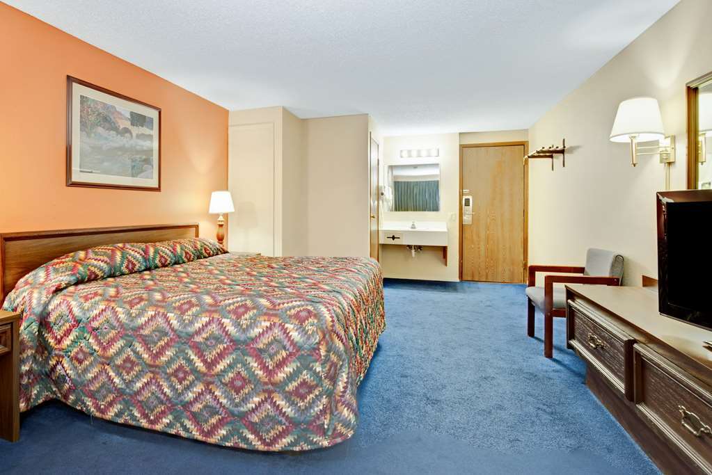 Super 8 By Wyndham Shelbyville Zimmer foto